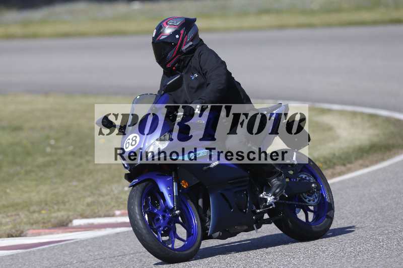 /01 02.04.2026 MAZ ADR/Gruppe gelb Gruppe gruen/68